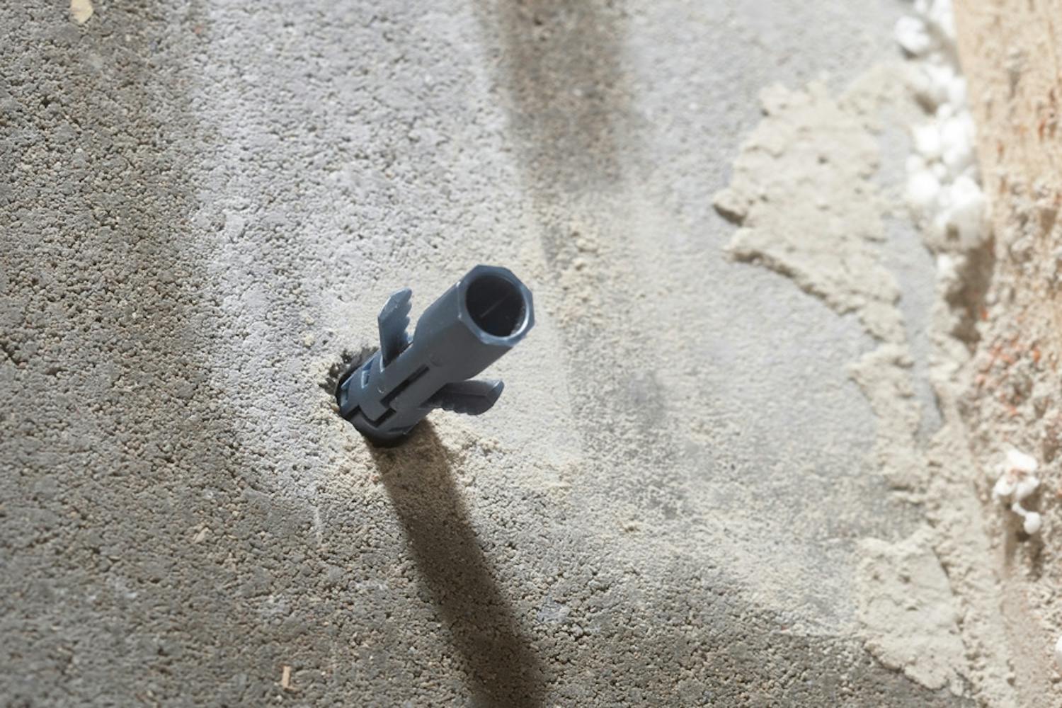 Rawplugs i muret hus